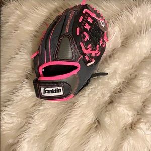 Franklin fast pitch sports glove NWT